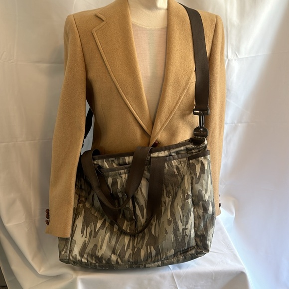 LeSportsac VINTAGE Ryan Baby Diaper Bag Giraffe Camouflage - Picture 8 of 15